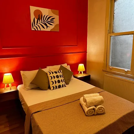 Apart-hotel In Great Location In Kadikoy Seaside W. Amazing Shared Terrace *