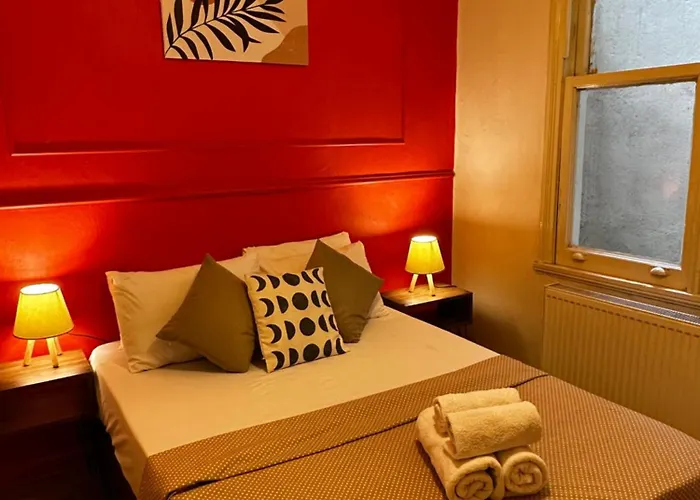 Apart-hotel In Great Location In Kadikoy Seaside W. Amazing Shared Terrace *